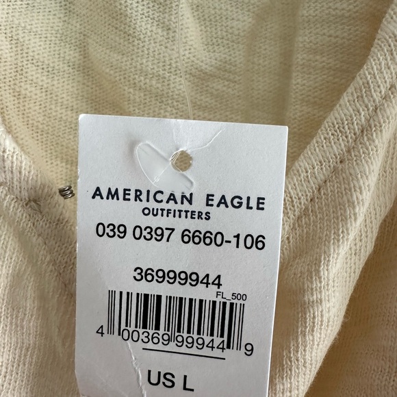 American Eagle cream romper- NWT - Picture 3 of 4